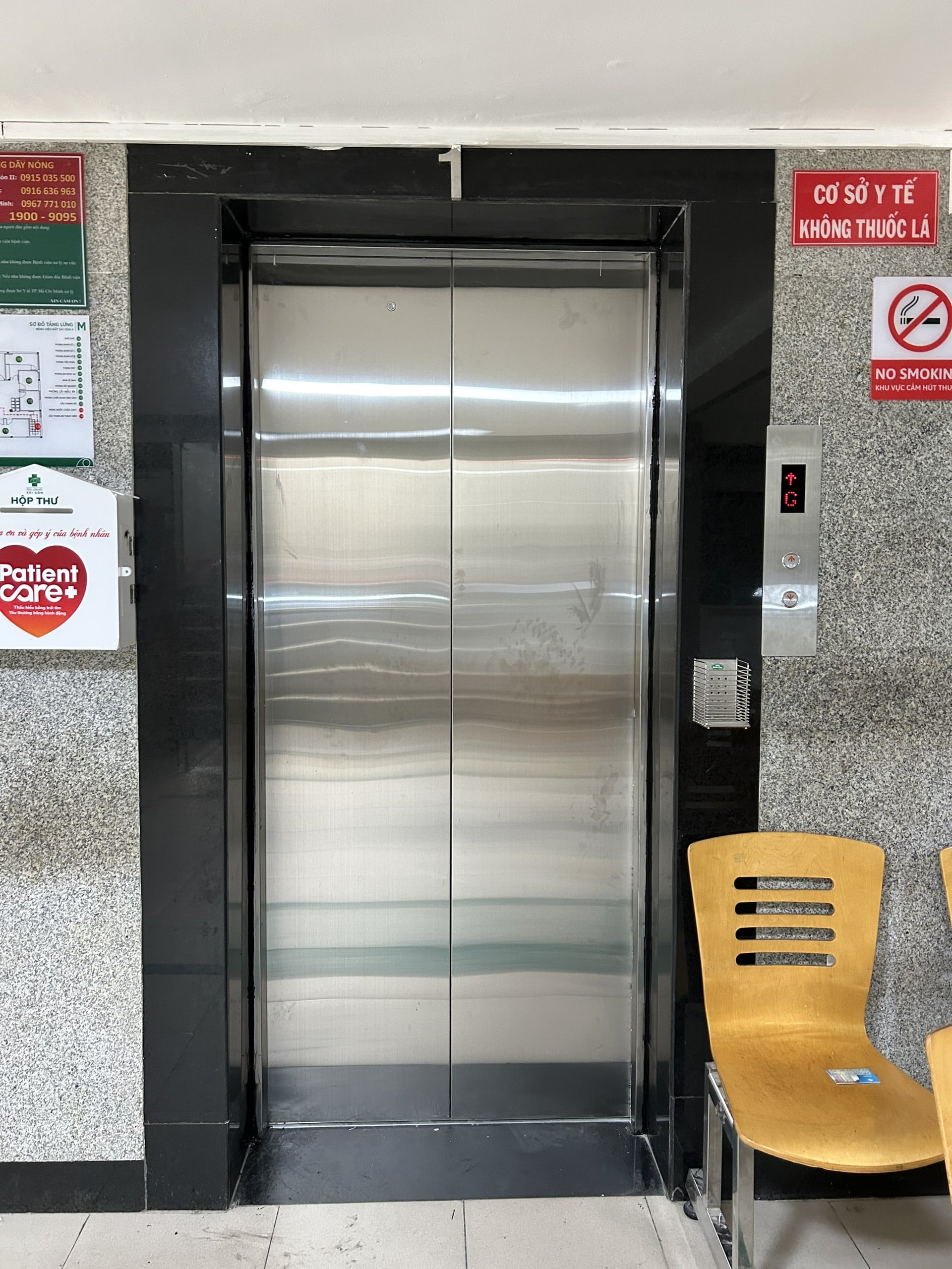 Thang máy bệnh viện tải trọng 1000kg tại Bệnh Viện Mắt Sài Gòn